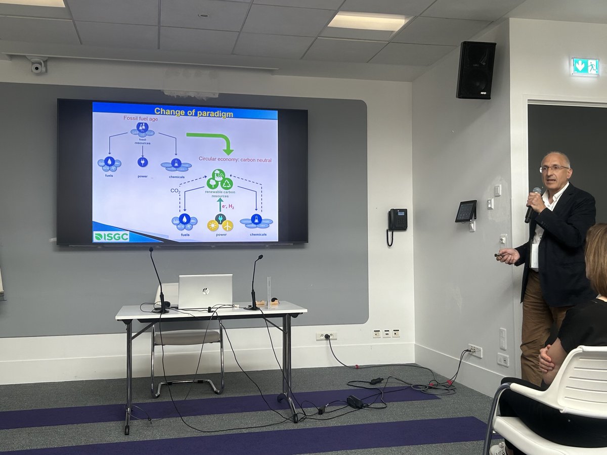 🌫️ <a href="/EBordeje/">Enrique García Bordeje</a> ➡️ Trabajo sobre el uso de materiales funcionales duales para la #captura de #CO2 del aire y su posterior conversión a #CH4