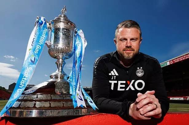 eaonp's tweet photo. Cup Final day. Want to be seeing this picture tomorrow #COYR #HateCeltic #AberdeenFC Heed first lads. No prisoners. Destroy https://t.co/GlnYdctUxg