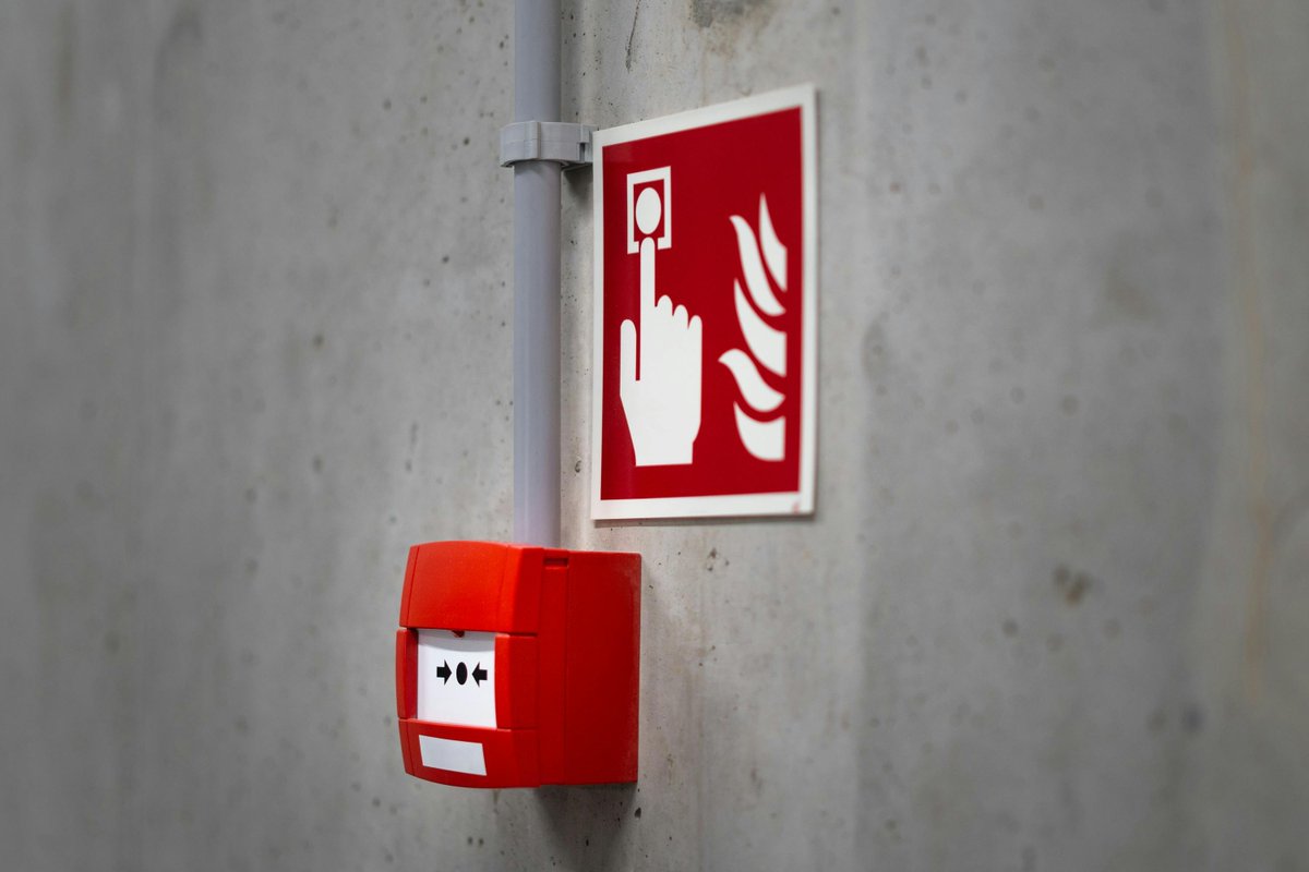 theieg_'s tweet image. Fire Safety You Can Trust 🔥

We know that #firedetection is one of the most important parts of any building’s #safetysystem. That’s why we supply, install, maintain, and certify fire alarm systems that meet BS 5839 standards

Get in touch now -
🌐bit.ly/4kF0Gbx
