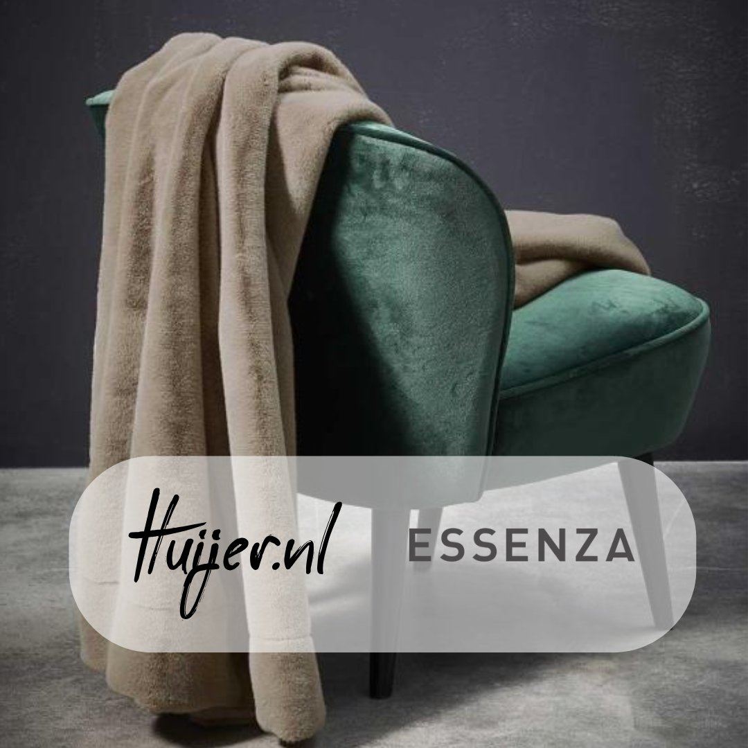 HuijerSlapen's tweet photo. Taupe. Zacht. Groot. Warm.
De Essenza Furry plaid (150x200 cm) is er nu voor €86,90 (was €109,95).

Perfect voor bed én bank.
👉 https://t.co/HVl8Qzp6lr https://t.co/l2vgkYTjYV
