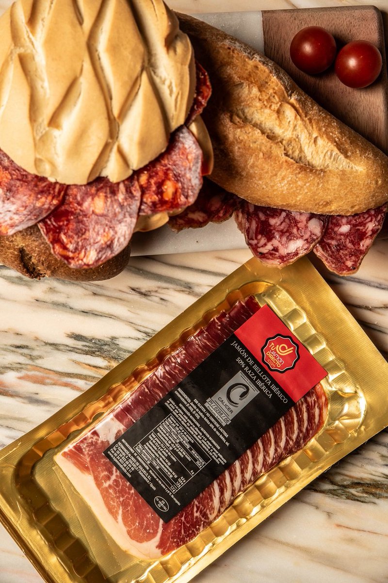 Pocos placeres te llevan al nivel de estos #bocadillos, su sabor es inconfundible 🙌🤤. ¿Hace cuánto que no disfrutas de una merienda así? En <a href="/TuJamonDirecto/">Tu Jamón Directo</a> te lo enviamos a tu domicilio 📦 tujamondirecto.com