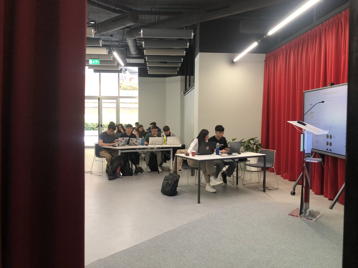 La agencia de #ciberseguridad de la <a href="/ComunidadMadrid/">Comunidad de Madrid</a> en colaboración con <a href="/hackrocks_/">hackrocks</a> presentan el  primer #hackathon   #CTF para Estudiantes de la Agencia <a href="/DigitalCMadrid/">Digitalización ▪️ Comunidad de Madrid</a>