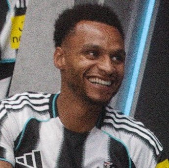LoveJacobMurphy's tweet photo. #NUFC new home kit on Jacob Murphy 😍
🖤🤍🖤🤍🖤🤍 https://t.co/vdi630Hm3S