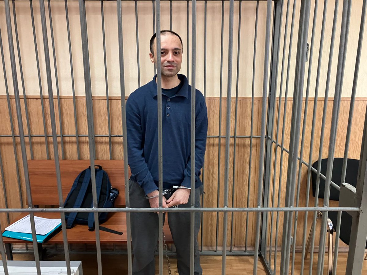 Today, the prosecution requested 30 (!) years in prison for anarchist Rouslan Sidiki, 37, who stands accused of attacking Dyagilevo military airfield and blowing up a freight train in Ryazan region near Moscow.

After his arrest late in 2023, Rouslan was tortured. Read his