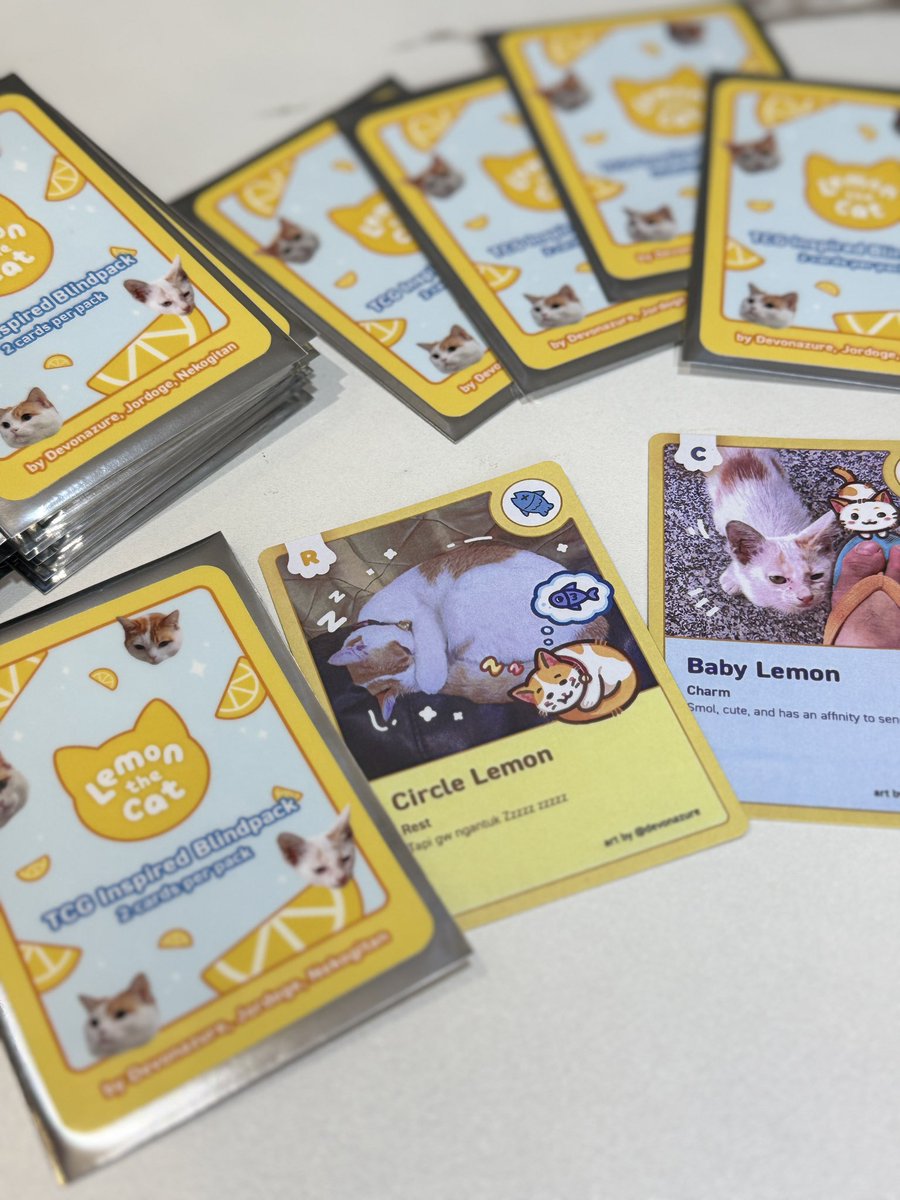 the card is here!!! and mepet packing time with <a href="/devonazureee/">devonazure🧋CF22 pickup orders only K-18</a> and <a href="/jordoge94/">Jordoge94 CF XXI C-20</a> we made it, see you all in booth B-54 to meet Lemon!!!

#ComifuroXX #CF20 #CFXX