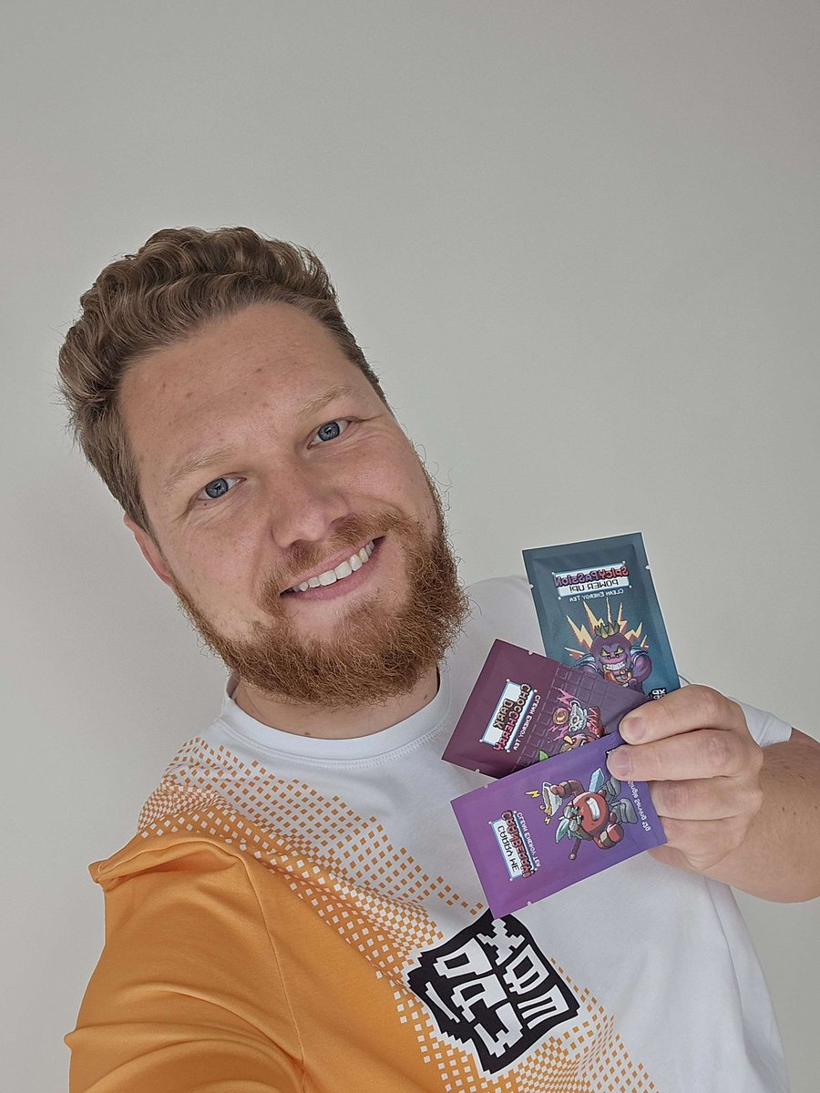 Hey hey! 

Are you going to comic con? 

We will be walking around with a bunch of XP BREW flavours! 

Find us for tasters ☕️