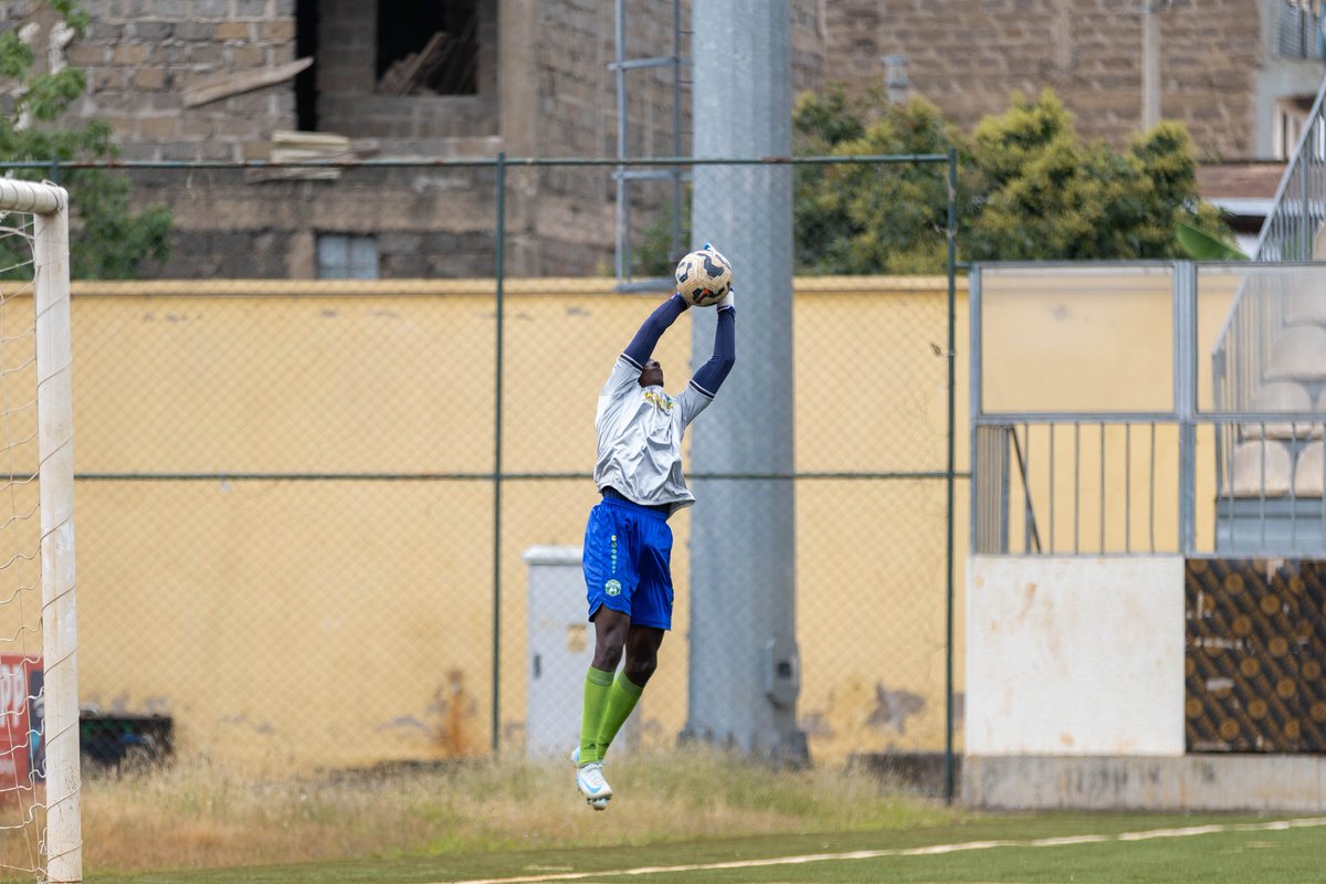 FKF NSL (@fkf_nsl) on Twitter photo Form vs Grit
<a href="/nairobiunitedfc/">Nairobi United</a>: 18 Wins | 9 Draws | 4 Losses
3K: 12 Wins | 9 Draws | 9 Losses
Warm ups done, now down to business!
#FKFNSL Form vs Grit
<a href="/nairobiunitedfc/">Nairobi United</a>: 18 Wins | 9 Draws | 4 Losses
3K: 12 Wins | 9 Draws | 9 Losses
Warm ups done, now down to business!
#FKFNSL