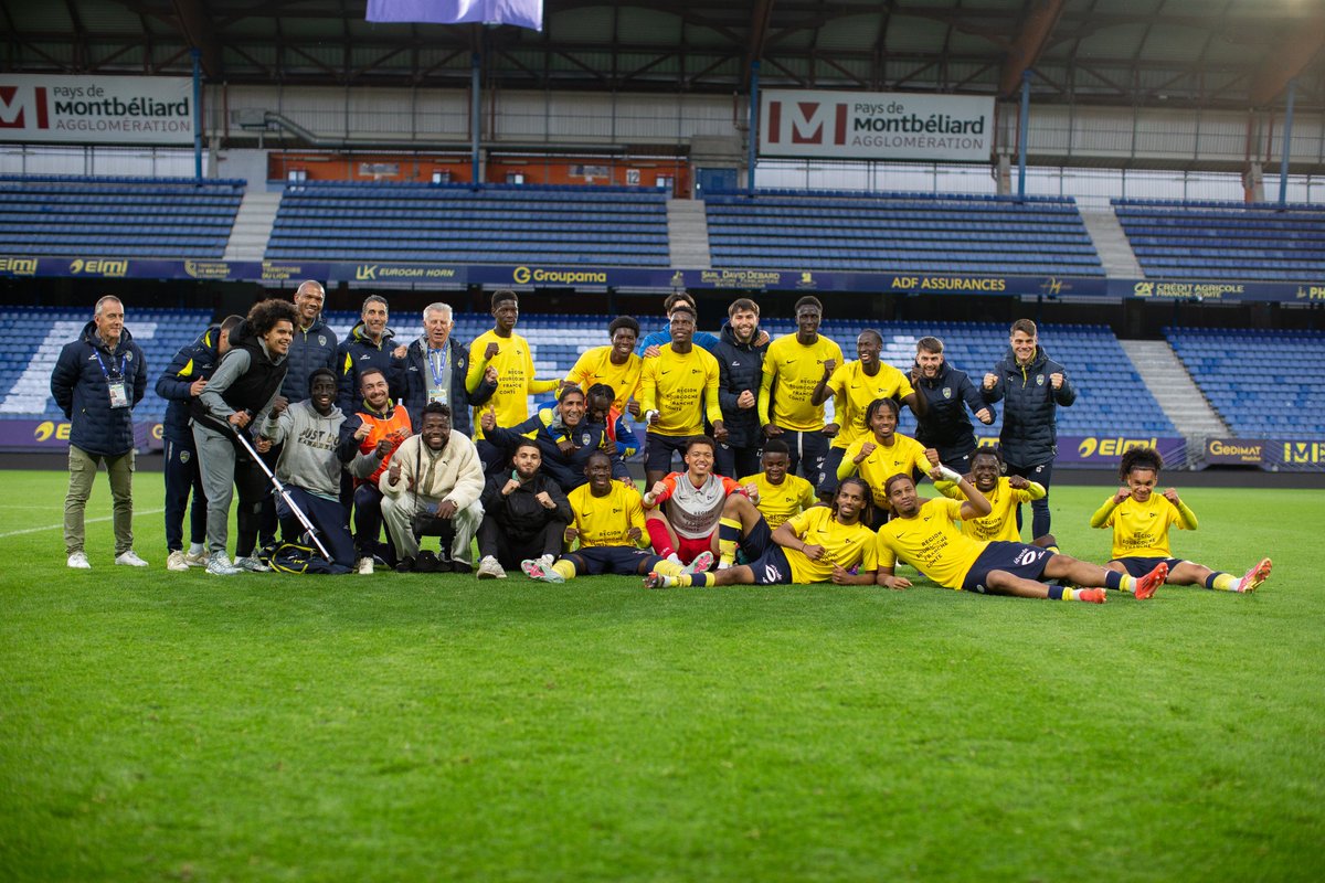 FCSM_officiel's tweet photo. 🔥 Une saison 𝒓𝒆𝒎𝒂𝒓𝒒𝒖𝒂𝒃𝒍𝒆 pour notre équipe réserve :

✅ 3e place en National 3
🏆 Une nouvelle finale de Coupe Bourgogne-Franche-Comté 

👏 Bravo au groupe de Sylvain Monsoreau pour cette belle saison !

#MadeInSeloncourt https://t.co/AQiIwYxgXJ