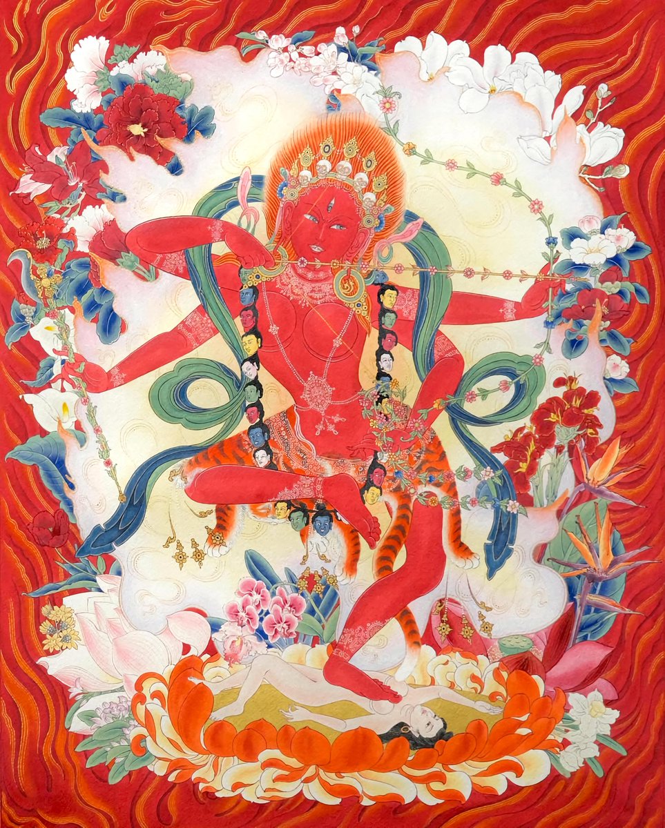 scoout's tweet image. You glow with scarlet splendor,
Like a mountain of coral powder kissed by the morning sun.
You seduce with a dance of the ten million expressions of the marks and signs,
Abloom with sixteen-year-old youth and charm—to you I bow!
With the single face of the dharmakāya and arms of…