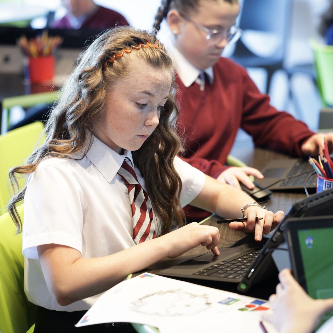 W5 LIFE (@w5_life) on Twitter photo 🎓 Celebrating our 2024-25 Dream Space Ambassadors!
Over 1,700 students from 200 schools across Ireland took part in this year’s Dream Space Ambassador programme. 💡
📖 Read more about this year’s Dream Space Ambassadors: bit.ly/W5LIFEDreamSpa…
#MSDreamSpace <a href="/MS_eduIRL/">Microsoft Education Ireland</a> 🎓 Celebrating our 2024-25 Dream Space Ambassadors!
Over 1,700 students from 200 schools across Ireland took part in this year’s Dream Space Ambassador programme. 💡
📖 Read more about this year’s Dream Space Ambassadors: bit.ly/W5LIFEDreamSpa…
#MSDreamSpace <a href="/MS_eduIRL/">Microsoft Education Ireland</a>