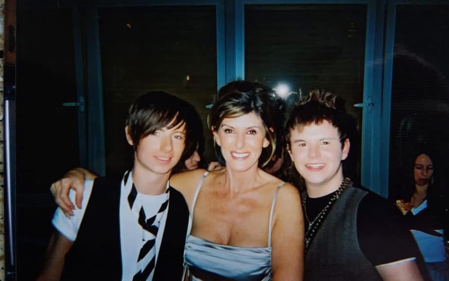Paul Ryder (@itspaulryder) on Twitter photo ..before there was Sugababes there was <a href="/itsReginaGorj/">Regina George</a> with Linda Martin and myself. This photo is TWENTY YEARS OLD! 🤣 ..before there was Sugababes there was <a href="/itsReginaGorj/">Regina George</a> with Linda Martin and myself. This photo is TWENTY YEARS OLD! 🤣