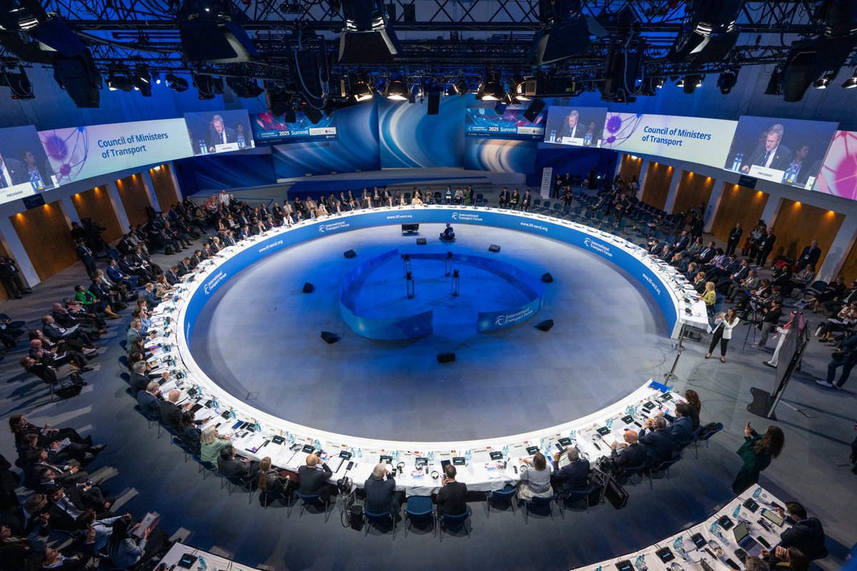 Leyla Abdullayeva (@labdullayevamfa) on Twitter photo Congratulations! #Azerbaijan took the presidency of <a href="/ITF_Forum/">International #Transport Forum 🌎</a> for 2025-2026 at ITF Summit #ITF25 in Leipzig.
«For🇦🇿, this presidency is not just a task, but a continuation of broader efforts to promote more innovative, greener &connected transportation systems» <a href="/MDDTAzerbaijan/">AzerbaijanMDDT</a> Congratulations! #Azerbaijan took the presidency of <a href="/ITF_Forum/">International #Transport Forum 🌎</a> for 2025-2026 at ITF Summit #ITF25 in Leipzig.
«For🇦🇿, this presidency is not just a task, but a continuation of broader efforts to promote more innovative, greener &connected transportation systems» <a href="/MDDTAzerbaijan/">AzerbaijanMDDT</a>