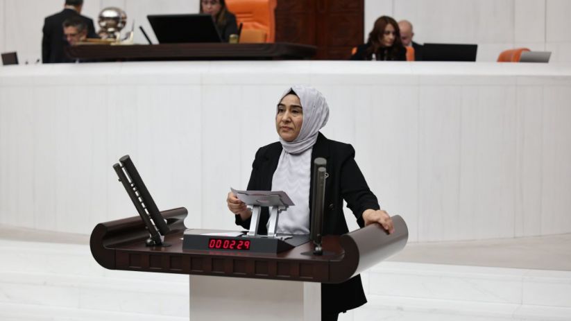 TurkceJinnews's tweet image. 📌Şiddetle Mücadele Müdürlüğü &apos;aile danışmanlığı&apos;na dönüştürülmüş 

#Jinnewshaber #şiddet #meclis 

@KurdiJinnews 

jinnews.net/TUM-HABERLER/c…