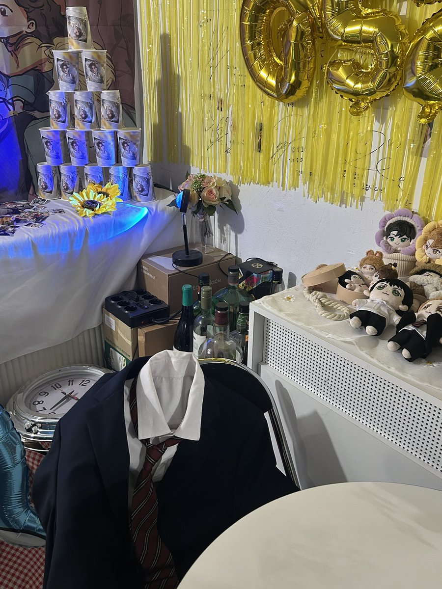 레이몬드 생카 다녀왔습니다ꯁ 

#my_specialist
#생일축하하러_같이가줘
#2025_happy_raymond_day
#금요일밤이었고_너는생일인거같았고_잘생겼으니까