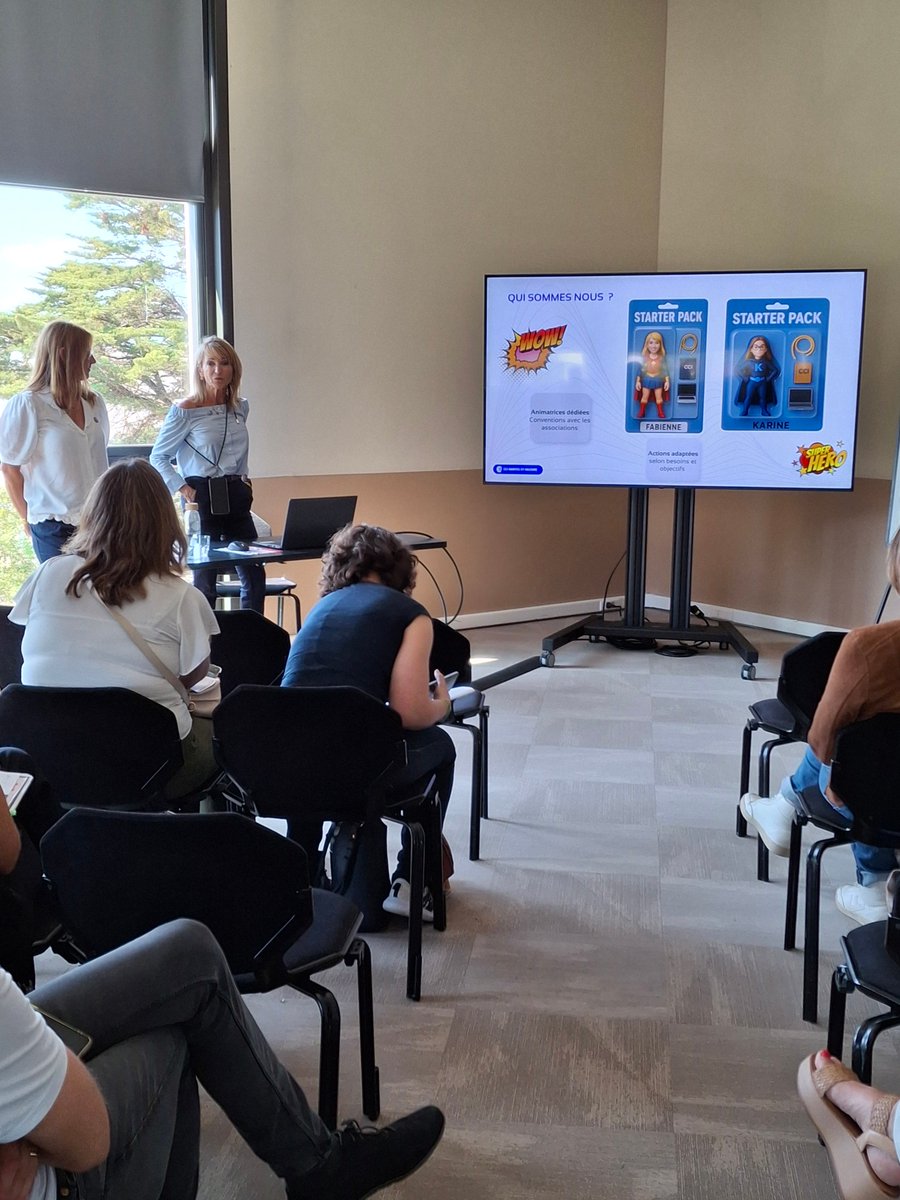 Participation à la Fête des Réseaux!. j'ai représenté la <a href="/CCINantes/">CCI Nantes St Nazaire</a> en tant qu'animatrice réseaux d'entreprises et co-animé un atelier "Si à un réseau tu adhères, plus fort tu seras". Participants motivés sont venus se renseigner sur les réseaux du territoire après l'atelier.