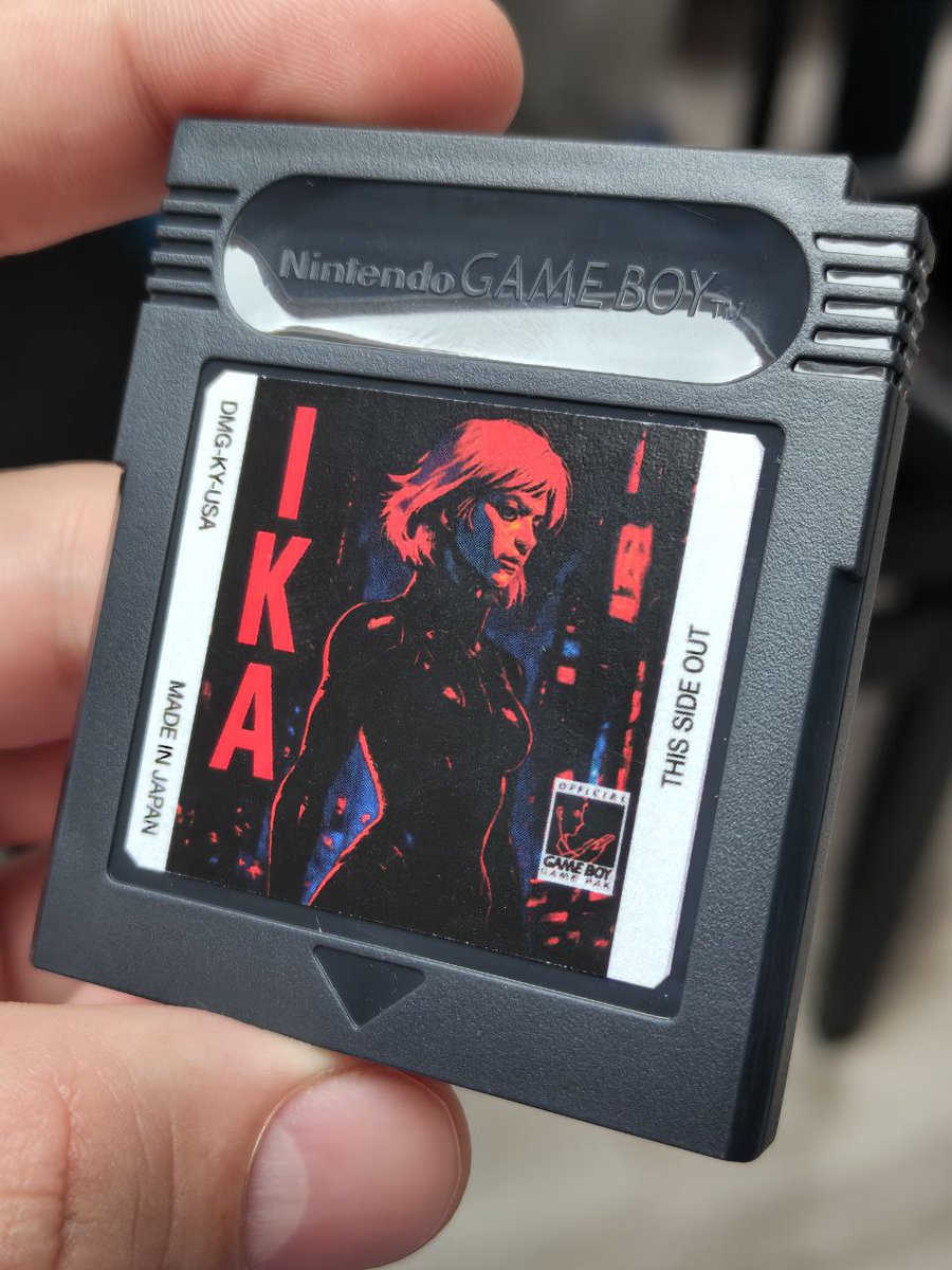 I'm giving away TWO <a href="/ikadotxyz/">Ika「🦑」</a> NFTs and exclusive handmade IKA GB cartridges to two people who:  

> Like and Retweet this post 

> Follow <a href="/Theo_de_Vaux/">devaux.sui</a>, <a href="/animalabs_io/">Anima</a> &amp;
<a href="/ikadotxyz/">Ika「🦑」</a>

> Comment your most iconic game character, tagging 2 friends.  

Deadline is tomorrow morning 🚀