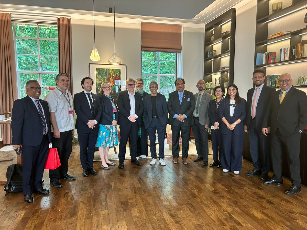 Charlotte Pierre (@ukhccharlotte) on Twitter photo We are building educational bridges through the 🇬🇧-🇲🇺 Strategic Trade Partnership.
<a href="/SOAS/">SOAS University of London</a> will be supporting 🇲🇺 in setting up its Institute of Green Development and Social Sustainability.
A key step to drive green growth & diversify 🇲🇺 education sector. We are building educational bridges through the 🇬🇧-🇲🇺 Strategic Trade Partnership.
<a href="/SOAS/">SOAS University of London</a> will be supporting 🇲🇺 in setting up its Institute of Green Development and Social Sustainability.
A key step to drive green growth & diversify 🇲🇺 education sector.
