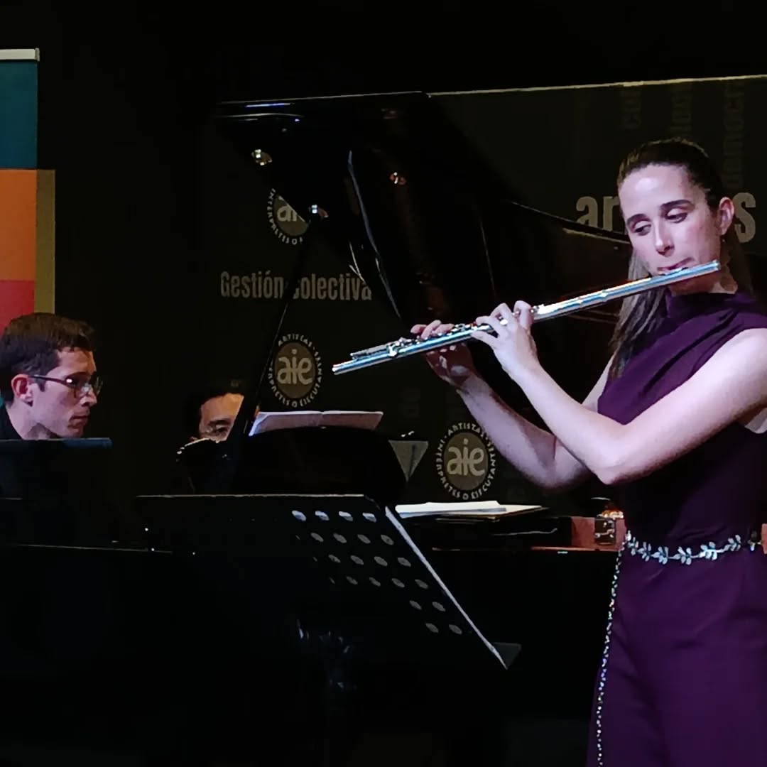Magnífic darrer concert de l'ImpulsACIMC ahir, amb la flautista Núria Tamarit i el pianista Rubén Morcillo. Vam tenir el plaer de comptar amb l'assistència de Salvador Brotons de qui van interpretar la seva Sonata per a flauta i piano. #impulsACIMC