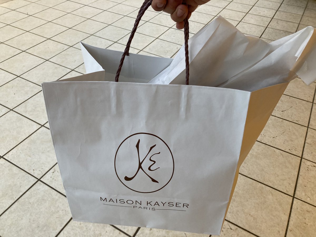 仕事帰りにフランスなう🇫🇷