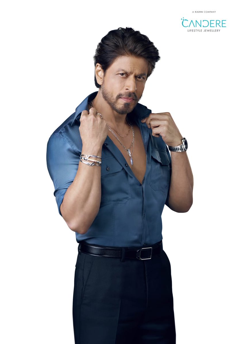 When elegance meets charisma, magic happens. SRK brings timeless charm to Candere’s sparkle.

#SRK4Candere