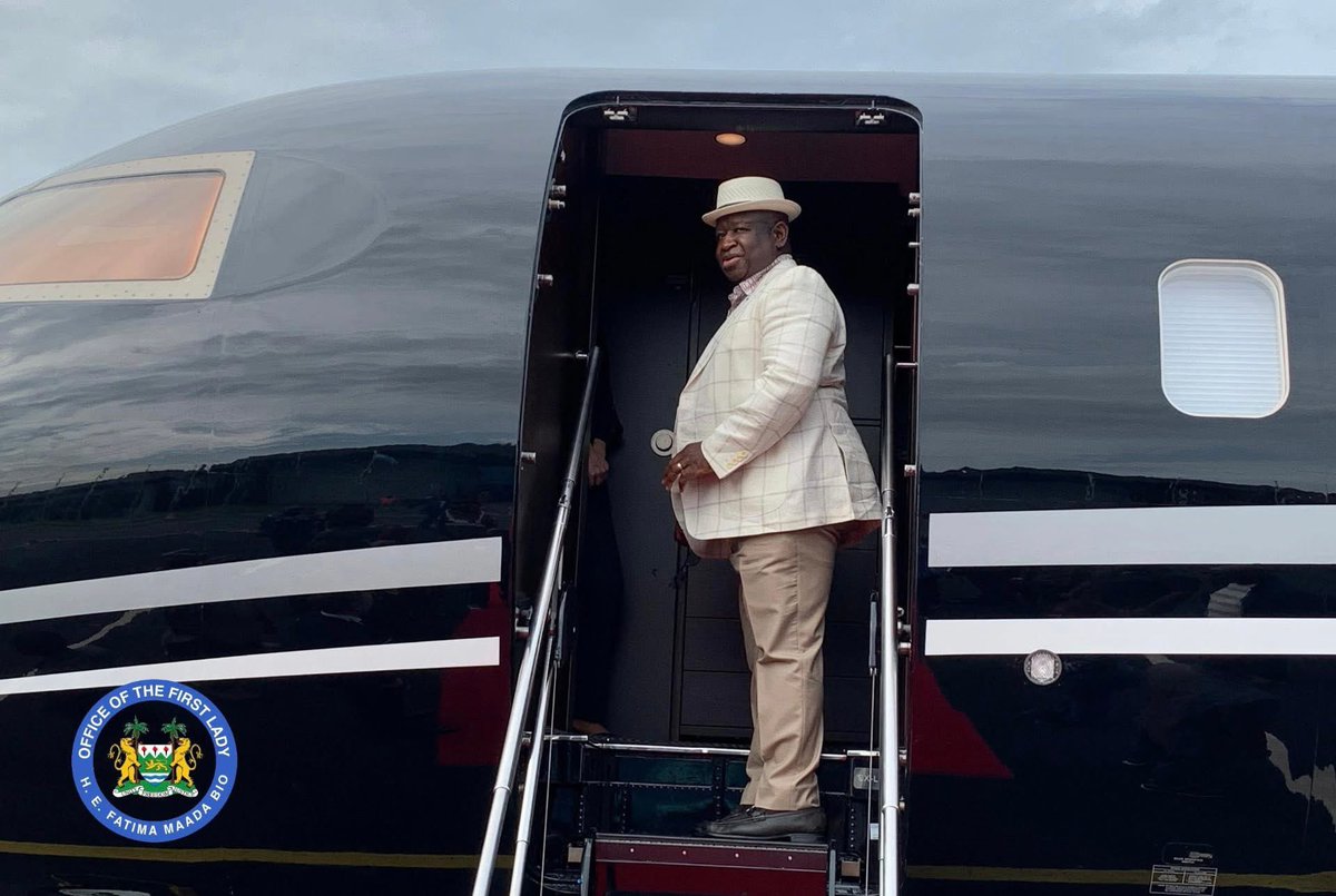 Ladyfatimabio's tweet image. Earlier this morning, I accompanied my beloved husband, His Excellency Dr. Julius Maada Bio, President of the Republic of Sierra Leone, as we departed for the United Kingdom, following a kind invitation extended to him to deliver the keynote address at the Oxford Africa…