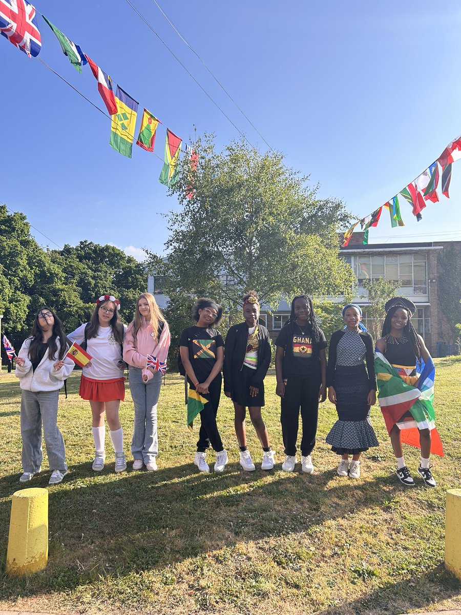 BournvilleSch's tweet photo. Itβs Culture Day at Bournville and students have come dressed to impress! #culture #tradition #respectandtolerance https://t.co/NcjRbbTgai
