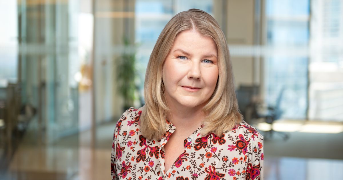 Työelämässä konfliktit voivat liittyä ristiriitaisiksi koettuihin tavoitteisiin, toimintatapoihin, rooleihin tai vuorovaikutustyyleihin. Konfliktien pelko liittyy inhimilliseen tarpeeseen tulla hyväksytyksi ja säilyttää kasvonsa ryhmässä. 
#Kollega_fi 
kollega.fi/2025/05/mita-j…