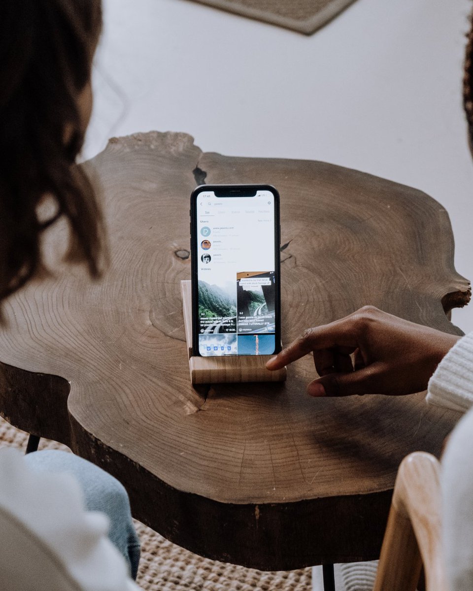 FoonFu's tweet image. The First 3 Seconds on TikTok Make or Break the Sale.

Here’s how to win that moment 🧵

#foonforthought #TikTokMarketing #UGCstrategy