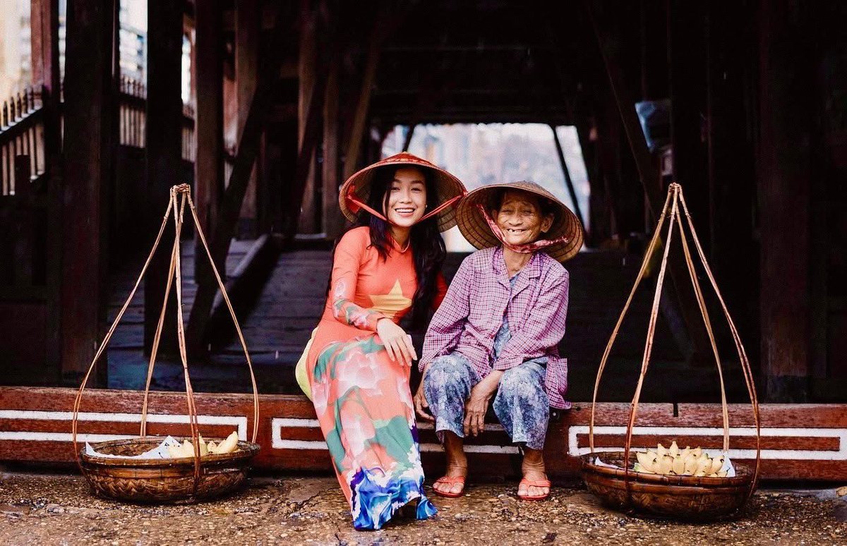 CHARMANT HOI AN IN VIETNAM
Mijn volgende leuke plaatsje om te verblijven is Hoi An. 

Hoi An staat voor sfeer. Dit pittoreske stadje bestaat uit smalle straatjes met vrolijke gekleurde huisjes. 

linkedin.com/posts/mimpirei…