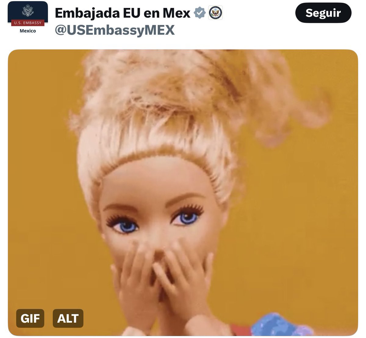 MarOliMx's tweet image. ¿Será el mismo CM de Alito Moreno y el PRI?
La embajada de los EEUU lanza amenazas con el anuncio de que ha designado ciertas áreas de la frontera sur de Estados Unidos como de defensa nacional…y después se preocupa por el pirateo del águila de México por parte de los chinos,…
