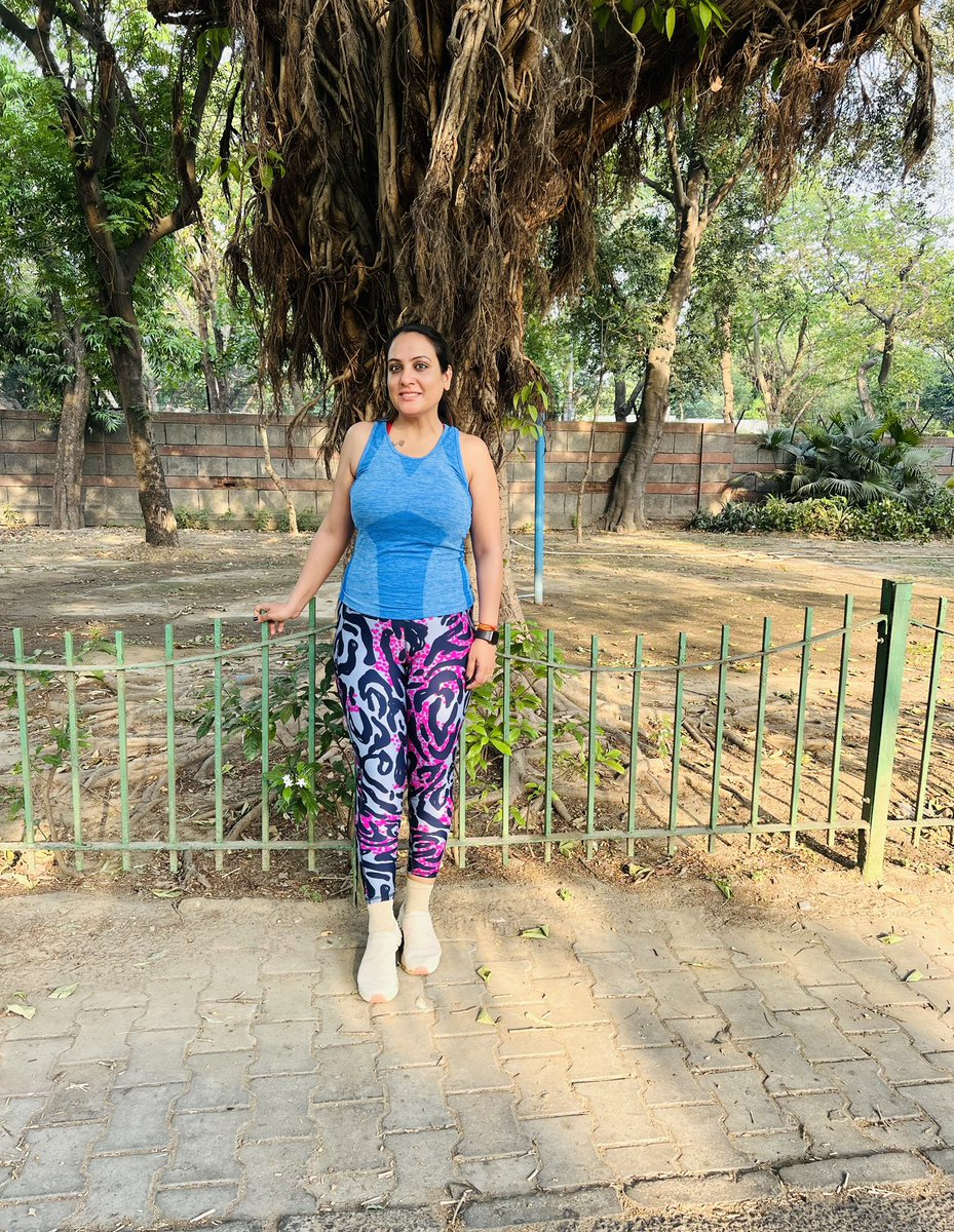 sonalgoelias's tweet photo. Prioritising self-care is not a luxury, it’s a necessity !!
Give attention to your physical & mental health 👏🏻
Try and Invest sometime daily 🧡
#HealthIsImportant
#PhysicalAndMentalWellness https://t.co/zcvqLZikjR