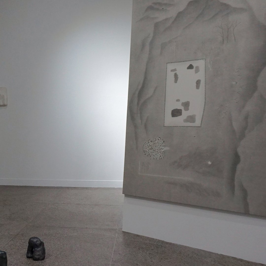 📣'DMA캠프 2025'의 두번 째 전시 개최

대전시립미술관이 오는 5월 27일부터 8월 26일까지 대전창작센터에서 기획자 공모 프로그램 ‘DMA캠프 2025’의 두 번째 전시 ‘숫돌일지라도 아침을 고할지니’를 개최합니다. 

🔎자세히 알아보기
👉대전시립미술관 홈페이지 daejeon.go.kr/dma