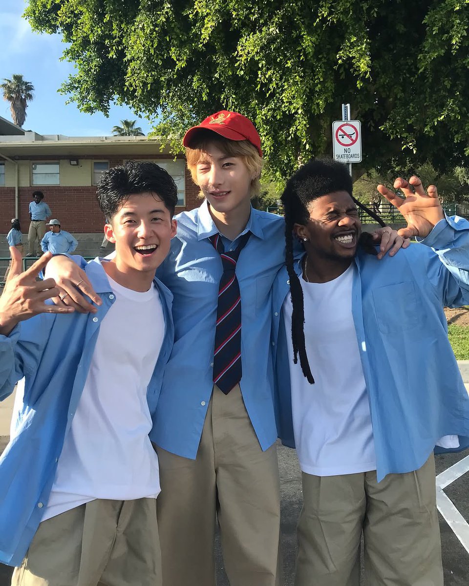 antonsfile's tweet photo. college boy https://t.co/Ggf8suBJuc