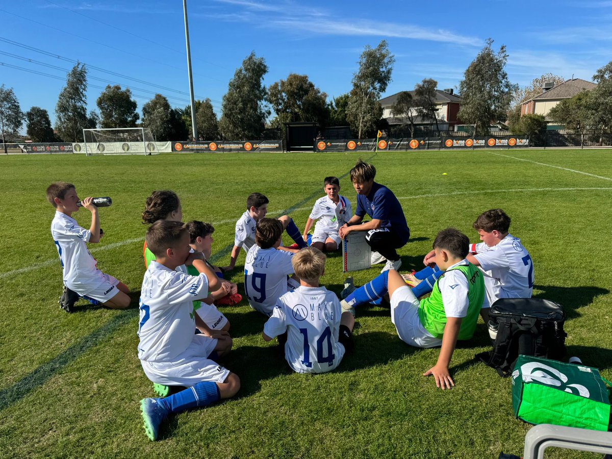 chicalita1126's tweet photo. ⚽️❤️🤍💙
#NGWFC #CT8 #australia #geelong #football #soccer #chicalitatv #LIFE https://t.co/paGE9L34Sf
