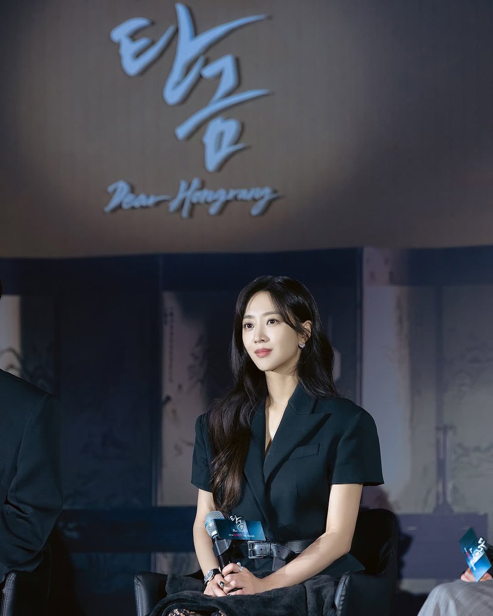 jjngmyeoon's tweet photo. #조보아 #JoBoAh #ChoBoAh
#탄금 #Dearhongrang #엑스와이지스튜디오 #XYZSTUDIO https://t.co/xkTkDJvr0i