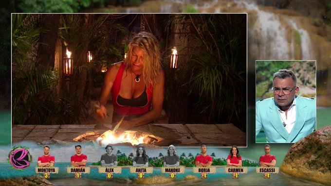 Dos30TV's tweet photo. #SVGala12 VUELA de nuevo sobre la competencia alcanzando el 19.8% de cuota, 1.301.000 y 2.849.000 espectadores únicos

🏝️ Gusta y mucho con un 45.7% de fidelidad

🏝️ Mejor cuota de mayo para el #Expres con un 12.4%, 1.533.000 y 2.800.000 únicos

#QueVivaLaTele #Audiencias https://t.co/tNILqnlOgZ