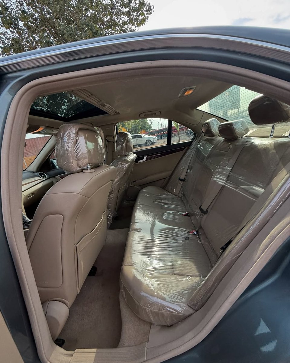 FOR SALE!!! HOT DEAL❗❗ FOREIGN USED MERCEDES BENZ C300 KEYLESS

YEAR: 2012Model
-🏷️₦14.5m

ORIGINAL CUSTOM DUTY☑️
NATIONWIDE DELIVERY🇳🇬✅ 

LOCATION: Abuja

Kindly Call us 📞 or send a Dm! On WhatsApp 📞 📱 :08064471917