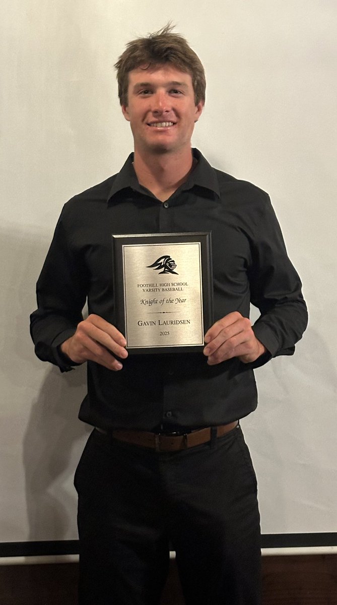 Congratulations to Gavin Lauridsen, who is Foothill Baseball’s Knight of the Year