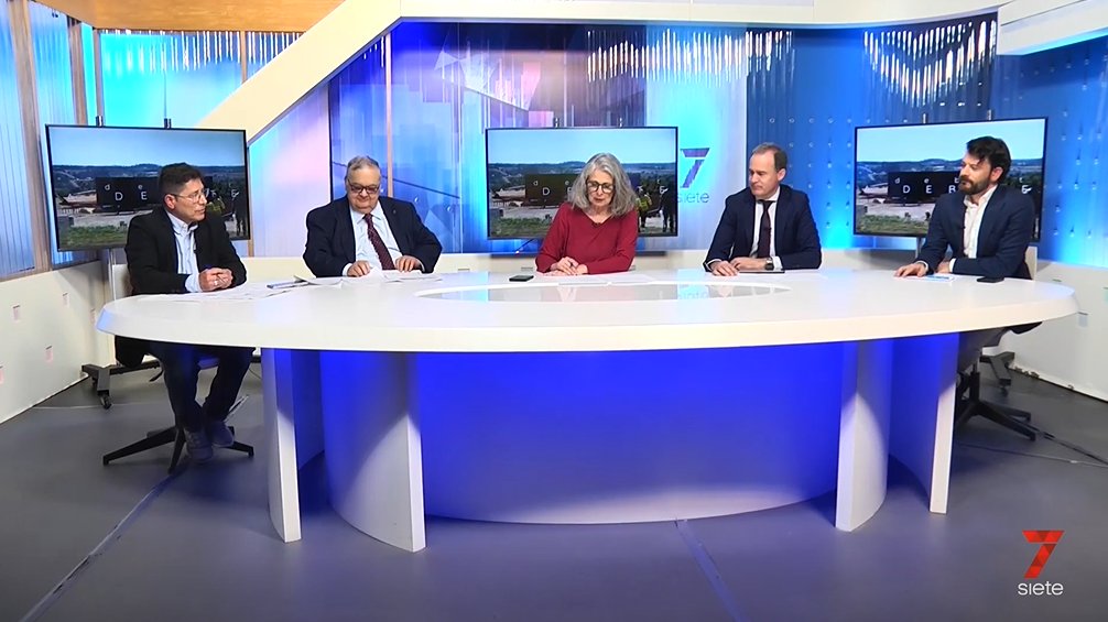 Colegio Oficial de Ingenieros de Minas del Sur (@surminasoficial) on Twitter photo 🔹 Nuestro decano-presidente, Juan Ignacio López-Escobar, participa en el programa 'Andalucía a debate' de <a href="/7TVAndalucia/">7TV Andalucía</a> junto a profesionales del sector de la Energía para debatir sobre el apagón del pasado 28 de abril.
1️⃣ 7tvandalucia.es/arcos/andaluci…
2️⃣ 7tvandalucia.es/arcos/andaluci… 🔹 Nuestro decano-presidente, Juan Ignacio López-Escobar, participa en el programa 'Andalucía a debate' de <a href="/7TVAndalucia/">7TV Andalucía</a> junto a profesionales del sector de la Energía para debatir sobre el apagón del pasado 28 de abril.
1️⃣ 7tvandalucia.es/arcos/andaluci…
2️⃣ 7tvandalucia.es/arcos/andaluci…