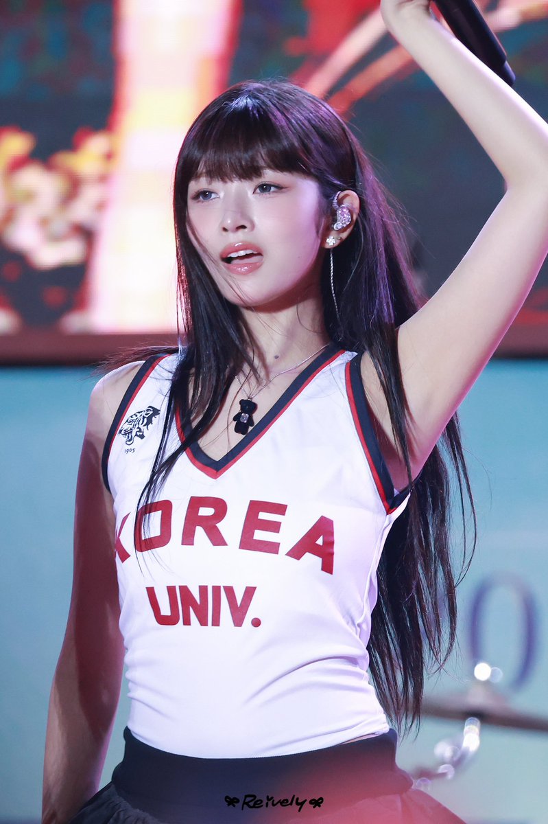 korea university rei definitely going down in the history of reis ever 🐯🐾❤️
