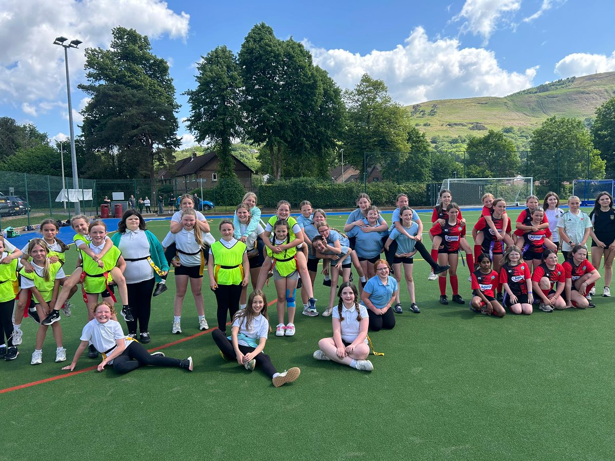 Ysgol Bro Tawe (@ysgolbrotawe) on Twitter photo Diolch <a href="/lukeprice121/">Luke Price</a> am drefnu Gŵyl Rygbi Merched yr wythnos hon! Cawson ni hwyl a sbri go iawn!😁🏉 Year 5 and 6 girls had lots of fun this week in the Girls Tag Festival held <a href="/Maesydderwen/">Ysgol Maesydderwen</a>! Diolch <a href="/lukeprice121/">Luke Price</a> am drefnu Gŵyl Rygbi Merched yr wythnos hon! Cawson ni hwyl a sbri go iawn!😁🏉 Year 5 and 6 girls had lots of fun this week in the Girls Tag Festival held <a href="/Maesydderwen/">Ysgol Maesydderwen</a>!