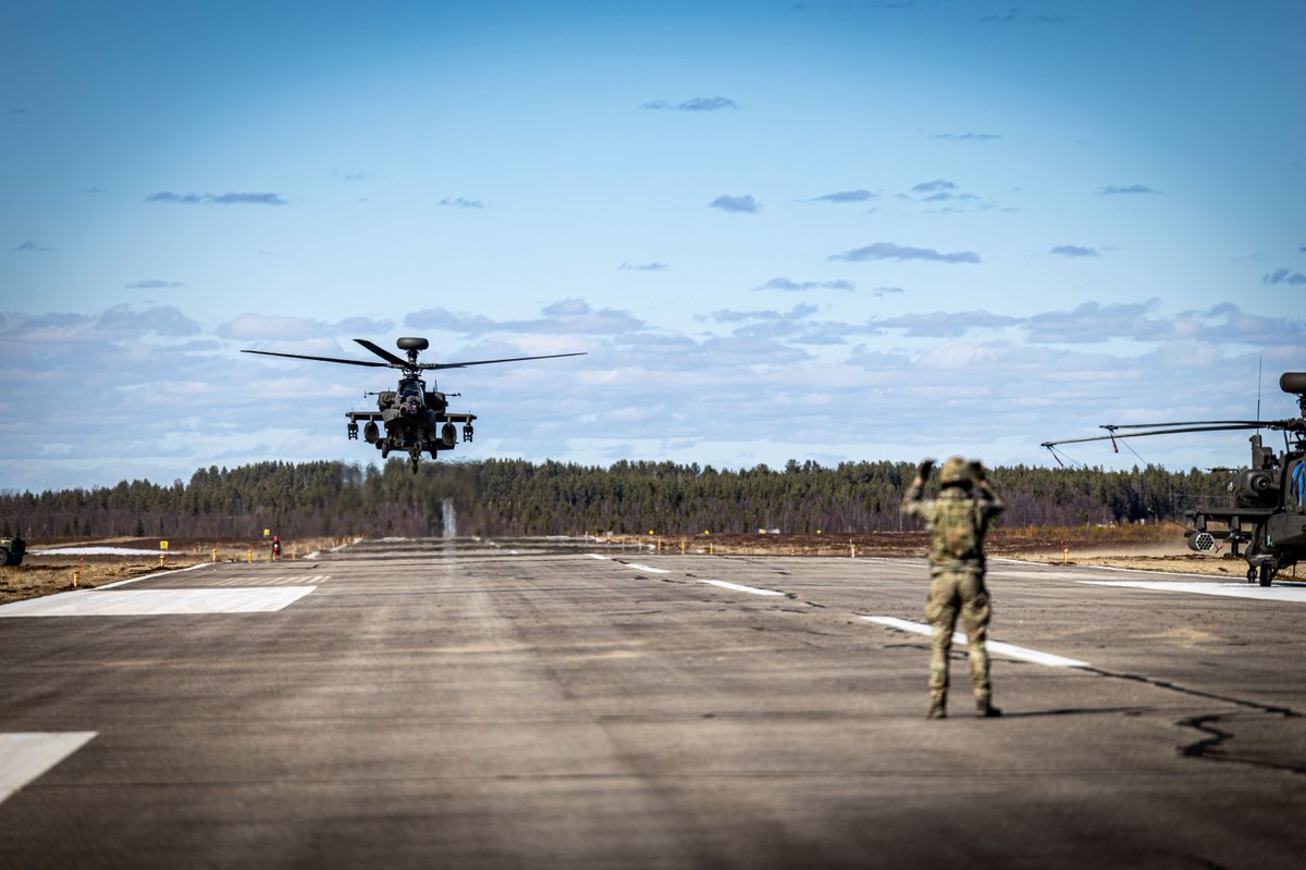 UK 1st Aviation Brigade Commander Brigadier Nick English visited the Army Command. The visit was hosted by Brigadier General Sami-Antti Takamaa, DCOS OPS Finnish Army. 

“We have seen a lot of combat power in Finnish airspace in recent weeks.”
#StrongerTogether #maavoimat