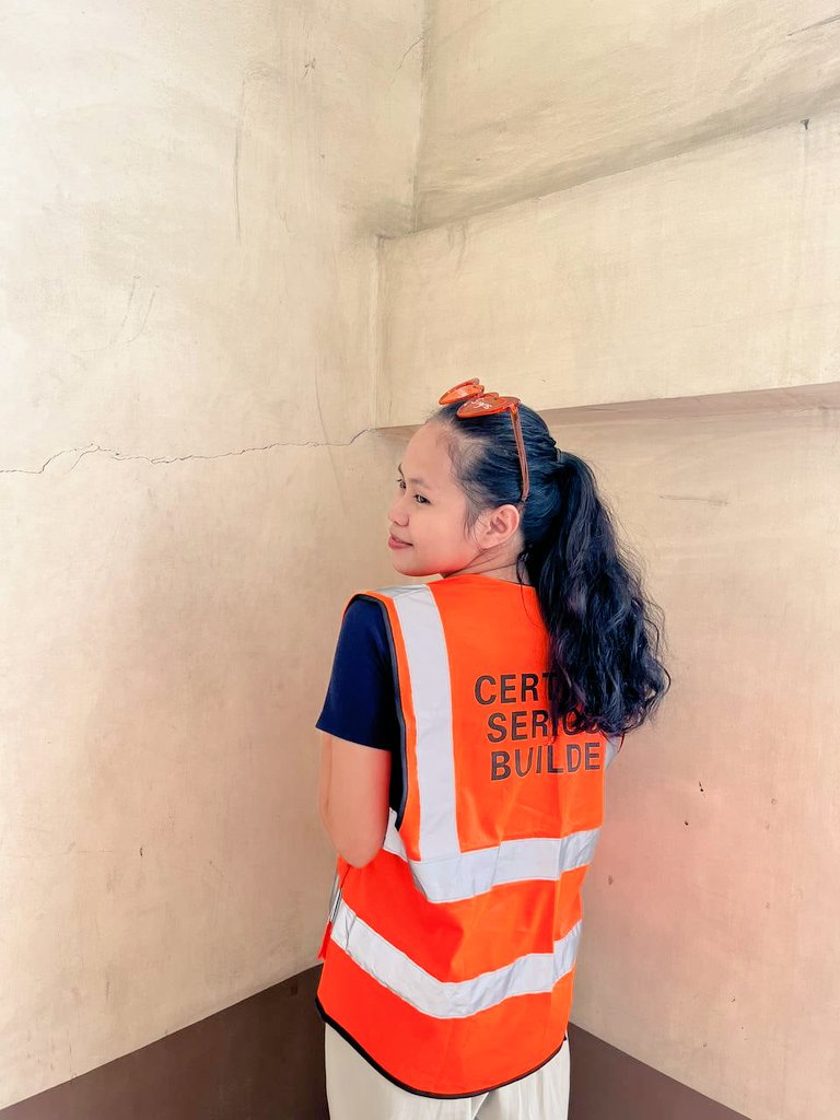 Yanana0725's tweet photo. Orange Daily Pill

14. Wear Sign merch and become the most lit person in the world.

Better Late Than Never

Thank you for taking this bullish picture of me @_koyieeee. Will they notice me now? 👀🧡 https://t.co/d0hnFTHsPn