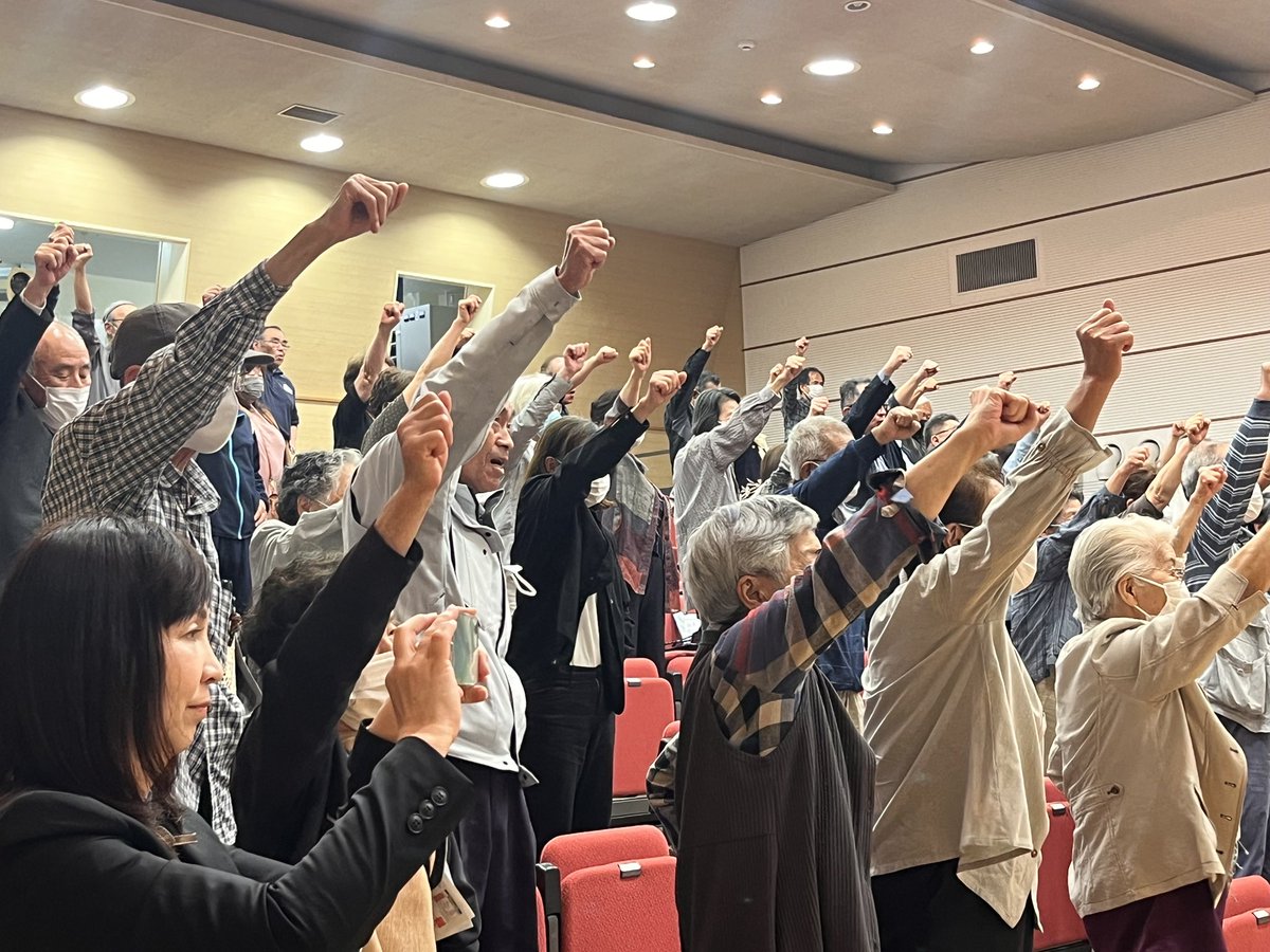 あっという間に時が流れてもう週末。
先週末は決起大会が目白押しでした。

田植えの準備や果樹の摘果など、農作業で忙しい中、
大勢の皆様にお集まりいただきました。
本当にありがとうございます。

開催して下さった地域の関係者の皆様に感謝の
気持ちでいっぱいです。

必ず、ご期待に応えたい。