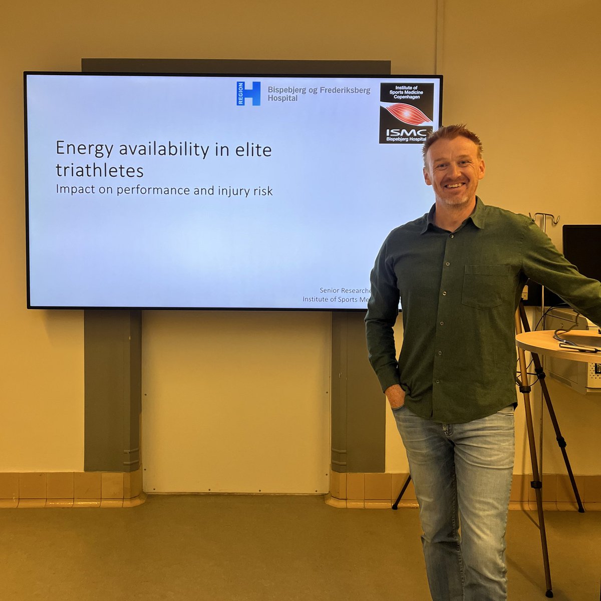 Institute of Sports Medicine Copenhagen (@ismcopenhagen) on Twitter photo Yesterday’s department meeting was delivered by our residence science TV star <a href="/JakobAgergaard/">Jakob Agergaard</a> explaining energy availability in sports and how grueling training schedules can affect athlete’s physical health and risk of injuries. 🥗🍗<🚴🏊♀️🏃=🦴🤕 Yesterday’s department meeting was delivered by our residence science TV star <a href="/JakobAgergaard/">Jakob Agergaard</a> explaining energy availability in sports and how grueling training schedules can affect athlete’s physical health and risk of injuries. 🥗🍗<🚴🏊♀️🏃=🦴🤕