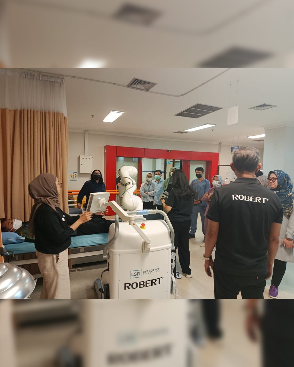 ROBERT® on the move in Indonesia! 🇮🇩

Our partner EnamWarna recently conducted a series of demo sessions with ROBERT® across hospitals in Surabaya, Indonesia. 🏥