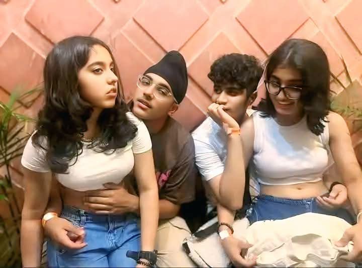 Why this pic is trending everywhere