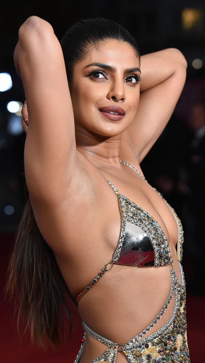 Na 3 inches modda full ga lechi 6 inches ayyelope karipoyindi kadey ninnu ni sanka ni chusi karri puku lanjaa