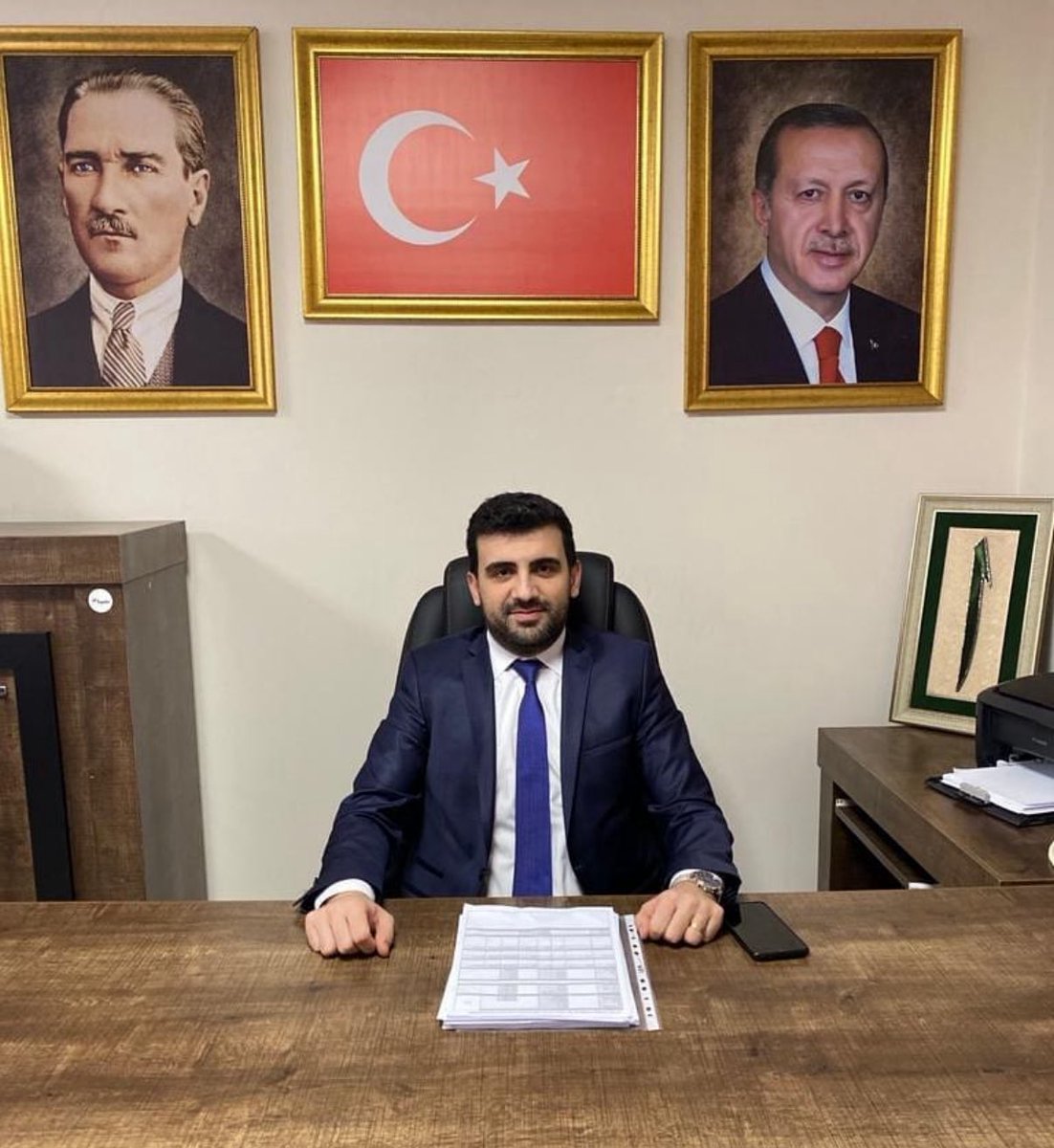 Geçmişte birlikte görev yapmaktan onur duyduğum, duruşuyla her zaman saygı uyandıran 
kıymetli Sinan Başkanımızın doğum gününü kutluyorum. 
Nice güzel ve AK senelere.