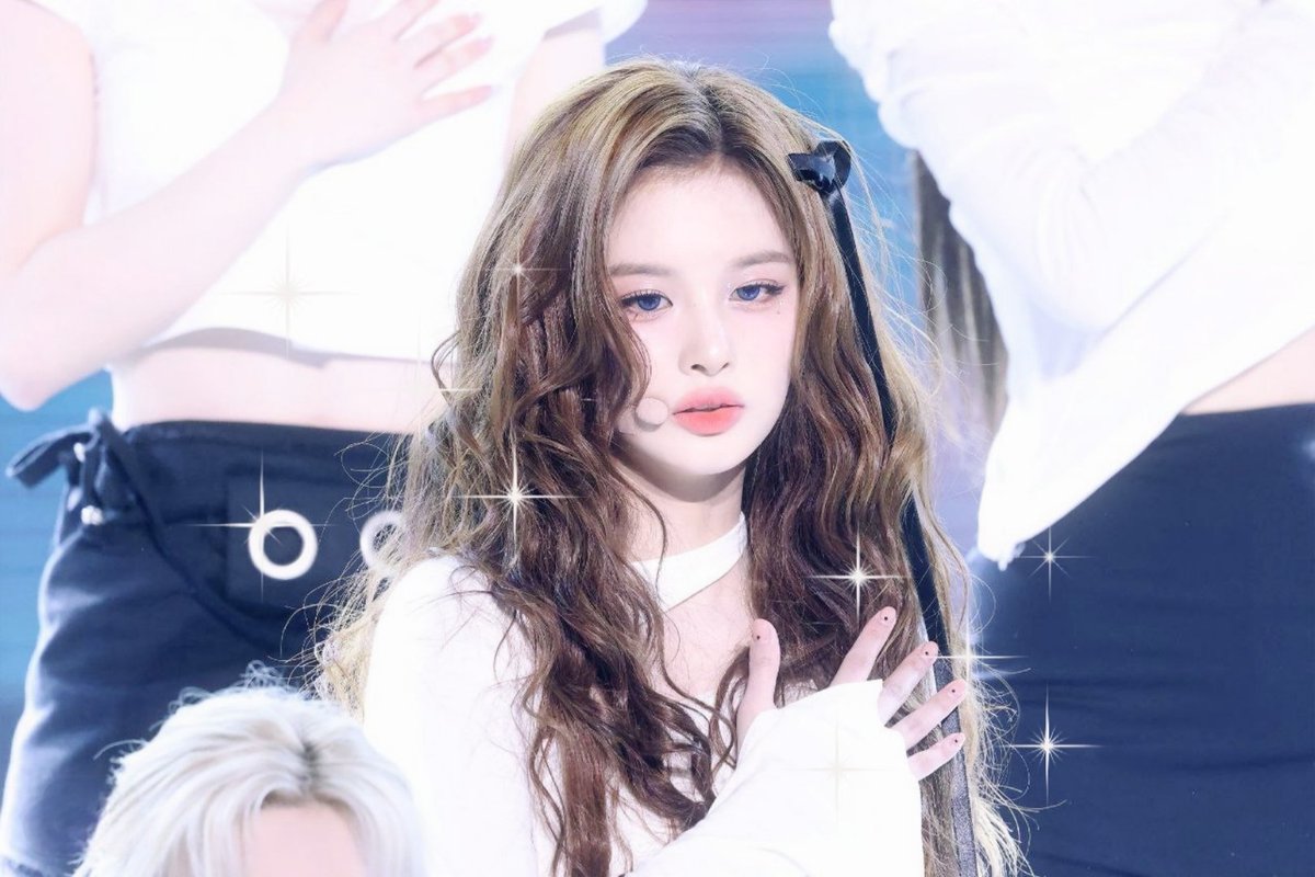 sullyooa's tweet photo. 🪻　 　　⋆   　  　  　  　  ᰍᩚ
　 ᰍᩚ 　　　   ˚    ⟡   ⋆ 　　  🌷 　　  ⟡
      being a fairy princess is what i do best   　　　　　　　　　　  　　　　　　
 ⟡   　  　   ᰍᩚ 　　　　　   　  ˚  
 　 　　🌷 　　  ⋆ 　　 　 ⋆ 　  　🪻       ᰍᩚ https://t.co/QEkPjKKz0T